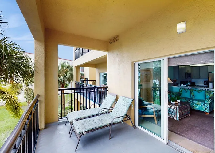 Palms Of Treasure Island 108