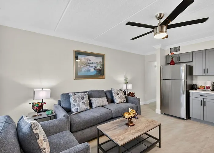 Sunset Beach Suites Unit 3