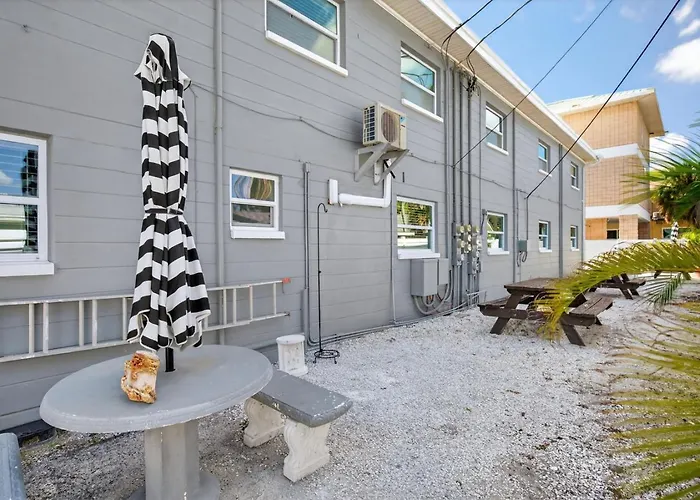Sunset Beach Suites Unit 3
